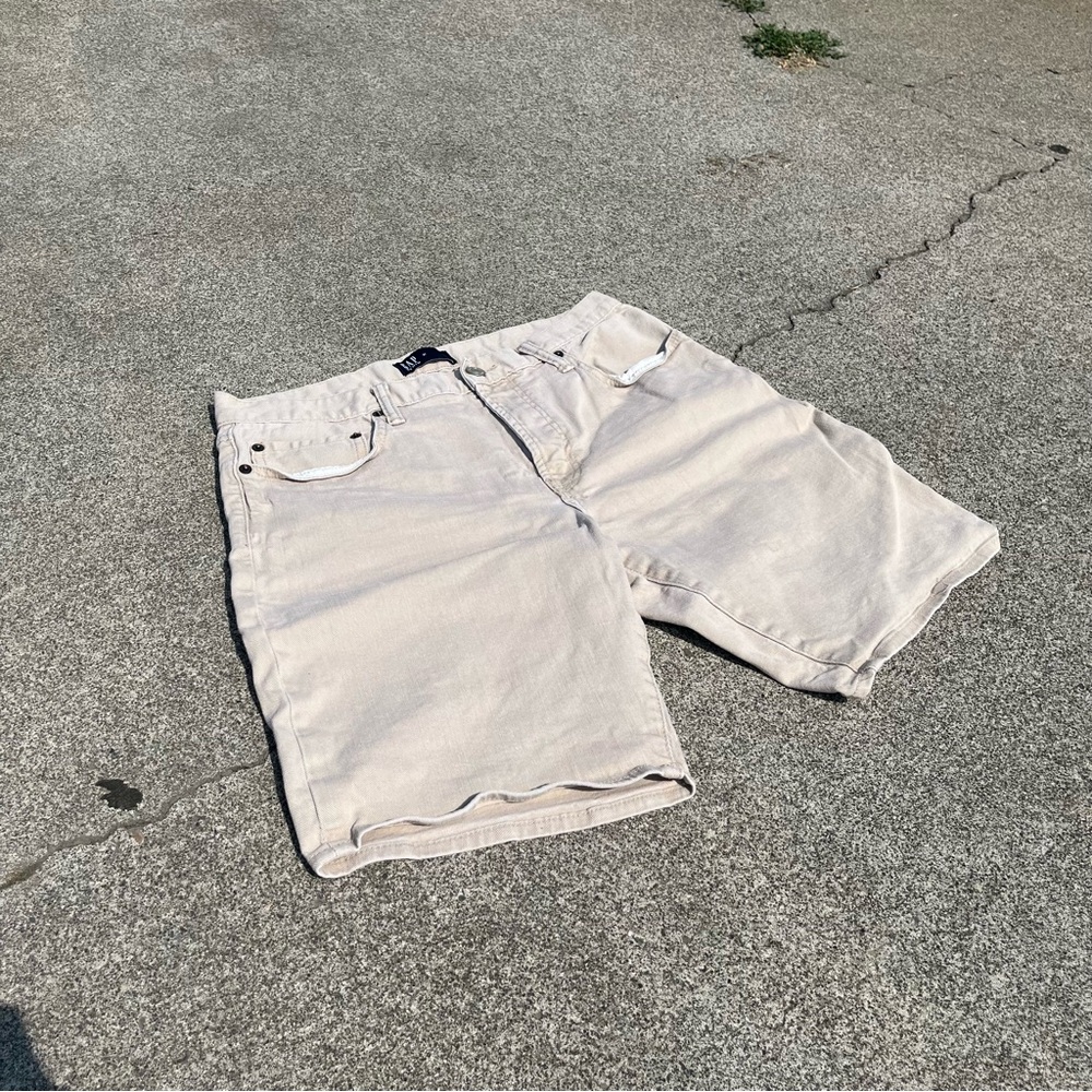 Size 31 Gap Beige Jorts